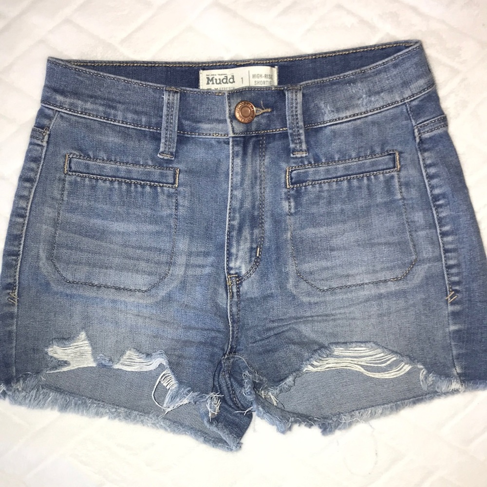 Mudd size 1 high rise Shorty shorts